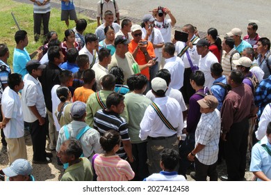 PUNTA GORDA, BELIZE - JULY 28, 2015 Maya Leaders Interview At Court House During The Case Of The Santa Cruz 13 Accused Of False Imprisonment While Upholding Maya Land Rights