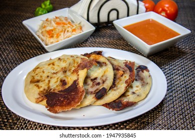 Pupusa With Cheese And Beens