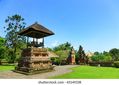 Pura Taman Ayun