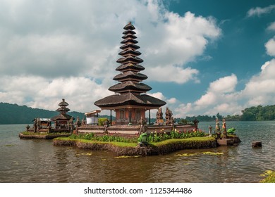 1000 Pura Ulun Danu Bratan Stock Images Photos Vectors