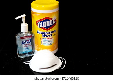 4 Cleaning and sanitzing Images, Stock Photos & Vectors | Shutterstock