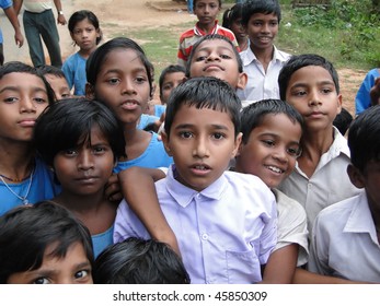 16,759 Groups of children in india Images, Stock Photos & Vectors ...