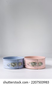 Purple and pink springform pan, mini springform baking pan, pastel baking pan	 - Shutterstock ID 2207503983