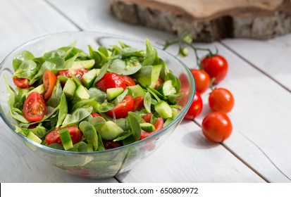 Purslane Salad With Tomatoes And Cucumbers