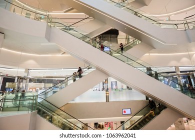 PUSAN ,SOUTH KOREA - APRIL 7,2018 : The Interior In Lotte , Biggest Duty Free Department Store In Pusan