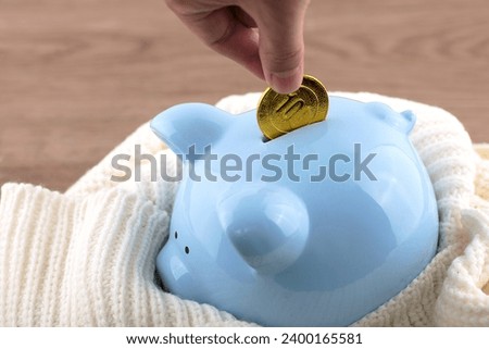 Put gold coins into the cold piggy bank