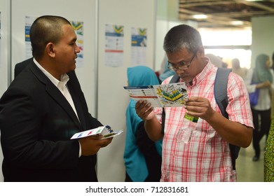 Putra World Trade Centre, Kuala Lumpur, Malaysia. - FEBRUARY 21TH 2017. Teens Of All Ages Attending Annual Education Fair To Choose A Career Path And Receive Vocational Counseling.