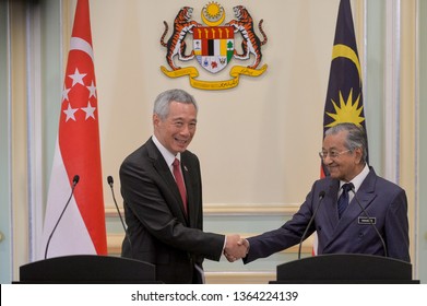 Lee hsien loong Images, Stock Photos & Vectors | Shutterstock