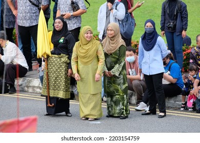 Putrajaya, Malaysia - Sept 2022. Multiracial Kids With Malaysia Flag At Putrajaya