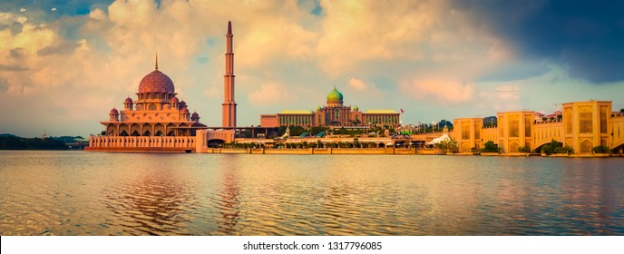 Putrajaya Skyline. Amazing View Of Putra Mosque, Perdana Putra And Putra Bridge At Sunset. Panorama