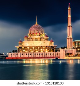  Putrajaya Skyline At Night. Amazing View Of Putra Mosque. 