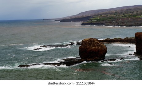 Pu'u Pehe (Sweetheart Rock), Lanai Hawaii