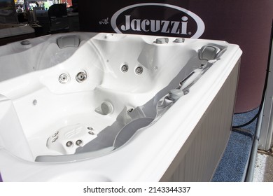 Puyallup, Washington, United States - 09-13-2021: A View Of A Dry Jacuzzi Hot Tub Unit, Seen At A Fair Vendor Tent.