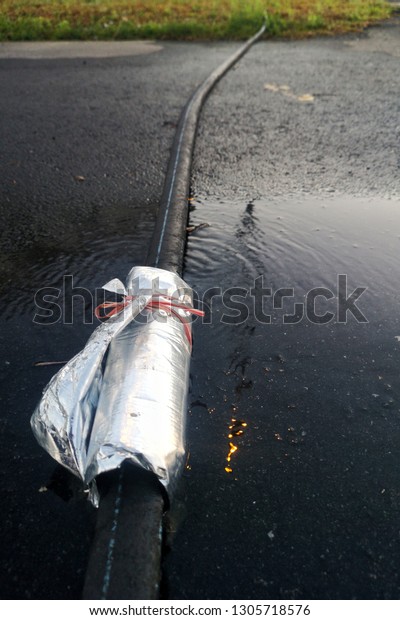PVC pipe leaking wrap\
with aluminium 