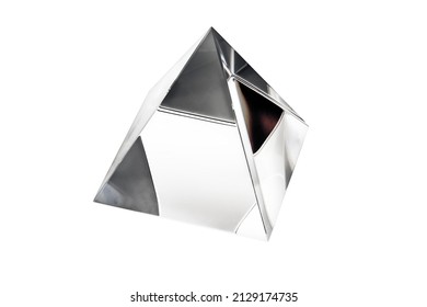 PYRAMID PRISM. GLASS TETRAHEDRON CRYSTAL PYRAMID PRISM Four Sided Equilateral Square Pyramid Crystal Glass Photography Prism Refractor Lens for Light Physics Science Teaching Clipping Path in JPEG