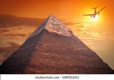 Revealed Scientists Discover Huge Void Size Of A Plane Inside Great Pyramid Of Giza