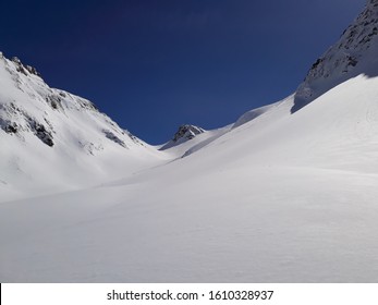 Pyrenees Off Piste Skiing 3