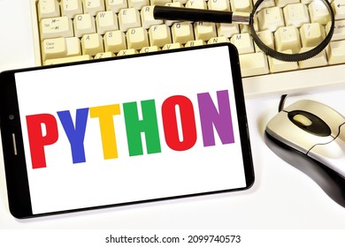 13,759 Python Computer Program Images, Stock Photos & Vectors ...