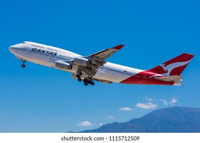 Qantas 747-400 Plane, SCEL/ SCL. Santiago, Chile, 2015