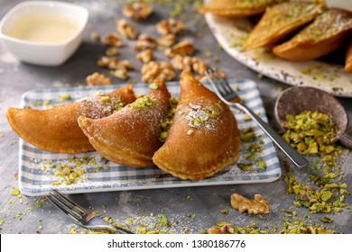 Qatayef, Arabic Sweets For Ramadan