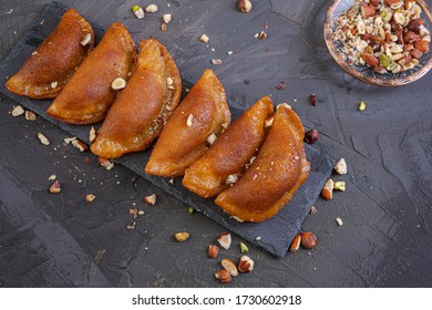 Qatayef, Arabic Sweets For Ramadan
