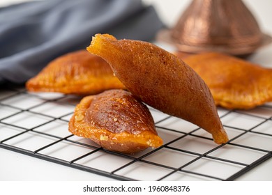 Qatayef, Arabic Sweets For Ramadan
