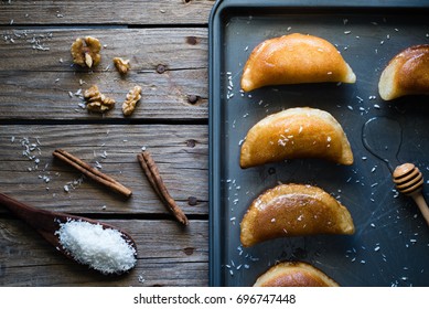 Qatayef, Arabic Sweets For Ramadan