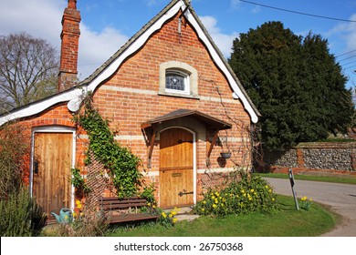 Red Brick Cottage Images Stock Photos Vectors Shutterstock