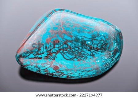 Quantum Quattro Silica -  Very sharp and detailed photo of a beautiful stone from Namibia. Quantum Quattro Silica is a combination of chrysocolla, shattuckite, dioptase, malachite and smoky quartz.