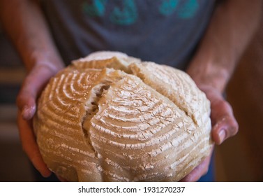 Quarantine sourdough bread making bandwagon - Shutterstock ID 1931270237