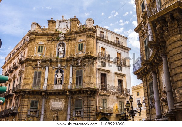 Quattro Canti Piazza Vigliena Baroque Square Stockfoto Nu Bewerken