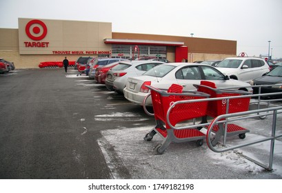 Quebec, Canada - 01/23/2015: Closure Of The Target Store At Place Fleur De Lys In Quebec