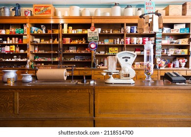 L'Anse-à-Beaufils, Quebec, Canada, August 17, 2019 - Vintage Counter, Scale, Canned Goods, Jars, And Other Objects In 1928 Former Robin, Jones And Whitman General Store 