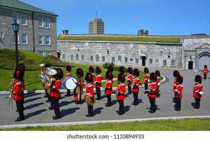 QUEBEC CITY QUEBEC CANADA 07 09 18: Changing Of The Guard At The Citadelle Of Quebec Since 1928.The Ceremony Features Soldiers Of The Royal 22e Regiment In Their Scarlet Regimental Dress And Bearskins