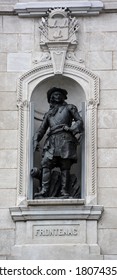 QUEBEC CITY QUEBEC CANADA 08 20 2020: Statue Of Louis De Buade, Comte De Frontenac Et De Palluau In Front The National Assembly Of Quebec Is The Legislative Body Of The Province Of Quebec