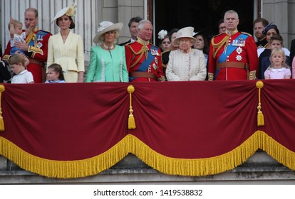 Queen Elizabeth London Uk 8June 2019- Meghan Markle Prince Harry George William Charles Kate Middleton  Louis Princess Charlotte Trooping The Colour Royal Family Buckingham Palace Stock Press Photo