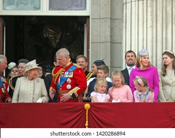 Queen Elizabeth London Uk 8June 2019- Meghan Markle Prince Harry George William Charles Andrew At Trooping The Colour Royal Family Buckingham Palace Stock Photo Press