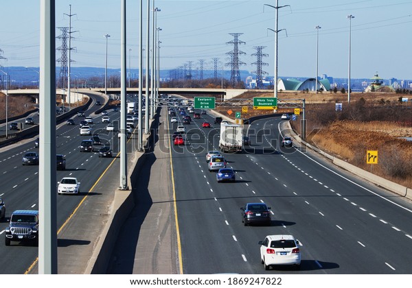 The Queen Elizabeth way Hamilton\
Ontario 02 22 2020.\
A quiet Saturday morning on the\
highway.