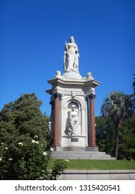 Queen Victoria Sculpture In Kings Domain Park In Melbourne