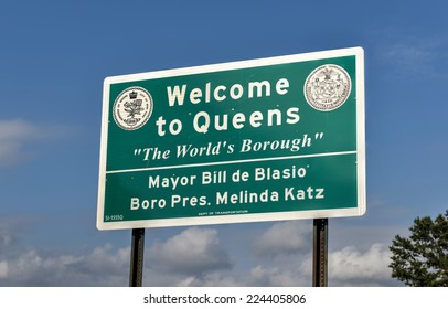 QUEENS, NEW YORK - SEPTEMBER 20, 2014: Welcome To Queens Sign For Traffic Between The Border Of Brooklyn And Queens, New York