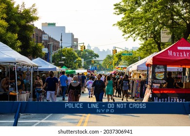 QUEENS, UNITED STATES - Jul 26, 2021: The Astoria Street Fair And Fruit Market In Queens, USA