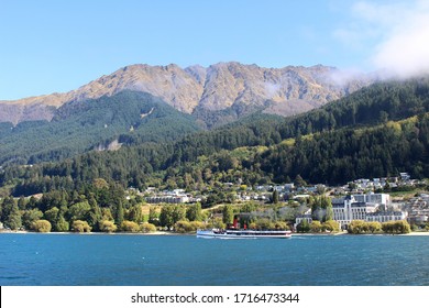 Queenstown Lake Wakatipu In The South Island, New Zealand - With Vintage Steamship TSS Earnslaw