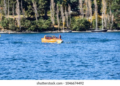 Queenstown , NEW ZEALAND - May 3, 2016: Thunder Jet Boat Tour In Queenstown Lake.