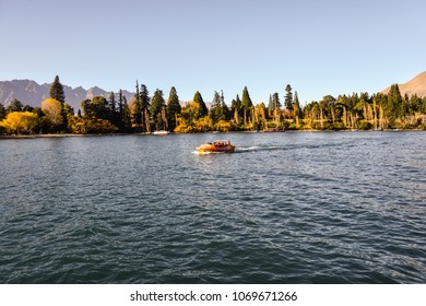 Queenstown , NEW ZEALAND - May 3, 2016: Thunder Jet Boat Tour In Queenstown Lake.