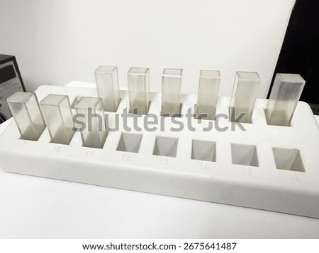 Queue is used with Ultraviolet visible spectrophotometry 
