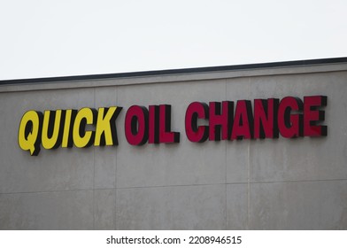 Quick Oil Change Service Business Sign