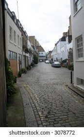 Quiet Street Alley In London