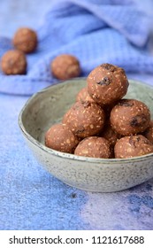 Quinoa Chocolate Raisin Oat Protein Energy Balls