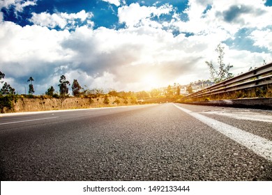 QUITO, ECUADOR - 17 AUGUST 2019: Avenue Called Simón Bolívar, Which Connects The City Of Quito With Its Surroundings, The Avenue Shows A Stretch Between The Valley And The North Of Quito.