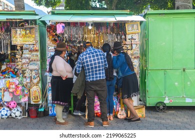 Quito, Ecuador. 29th August, 2022: Many People Are Shopping On Local Shop At Quito Street